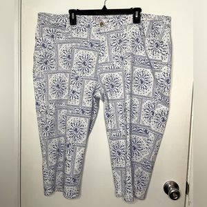 Crystal Vogue Size 24 Crop Pants